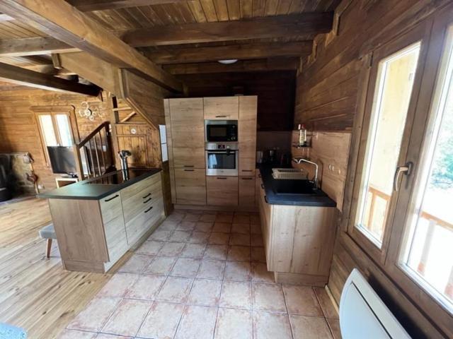Chalet 6A Dans Les Pyrenees Proche D'Andorre LʼHospitalet-près-lʼAndorre Extérieur photo