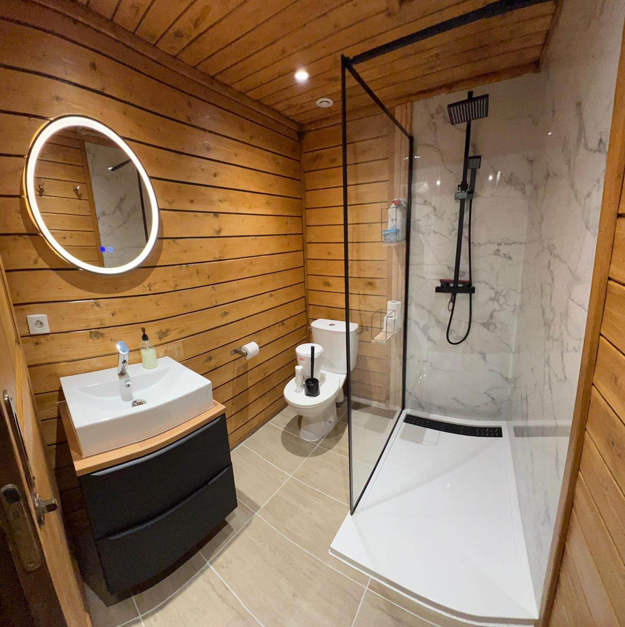 Chalet 6A Dans Les Pyrenees Proche D'Andorre LʼHospitalet-près-lʼAndorre Extérieur photo